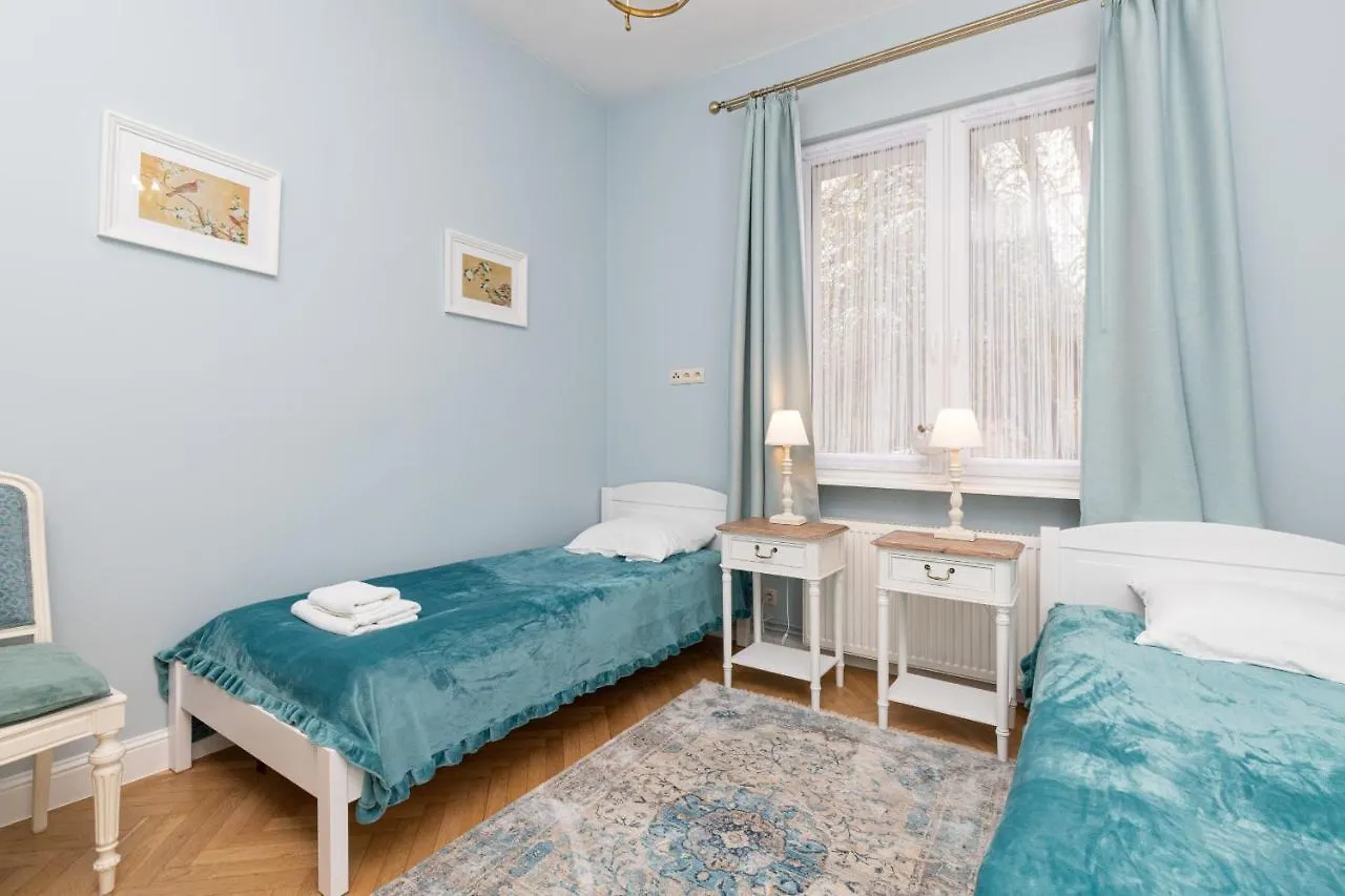 Sea Shell Apartments Sopot By Renters